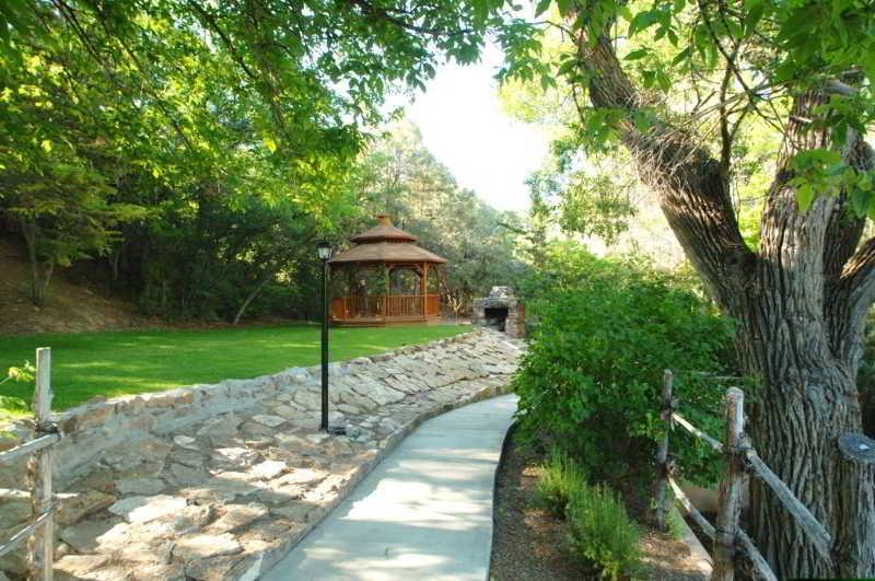 Bishop'S Lodge, Auberge Resorts Collection Rancho Encantado Exterior photo