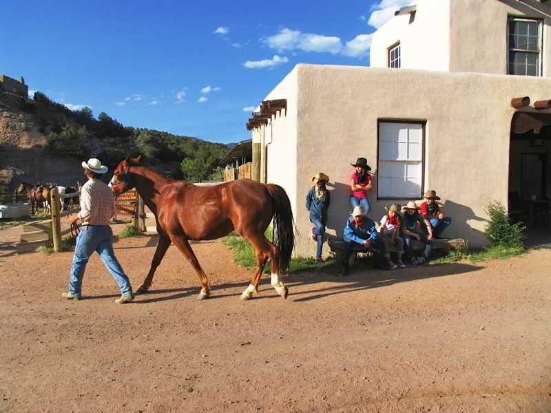 Bishop'S Lodge, Auberge Resorts Collection Rancho Encantado Exterior photo